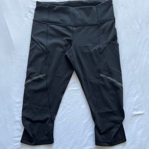 Lululemon Cropped Black Leggings